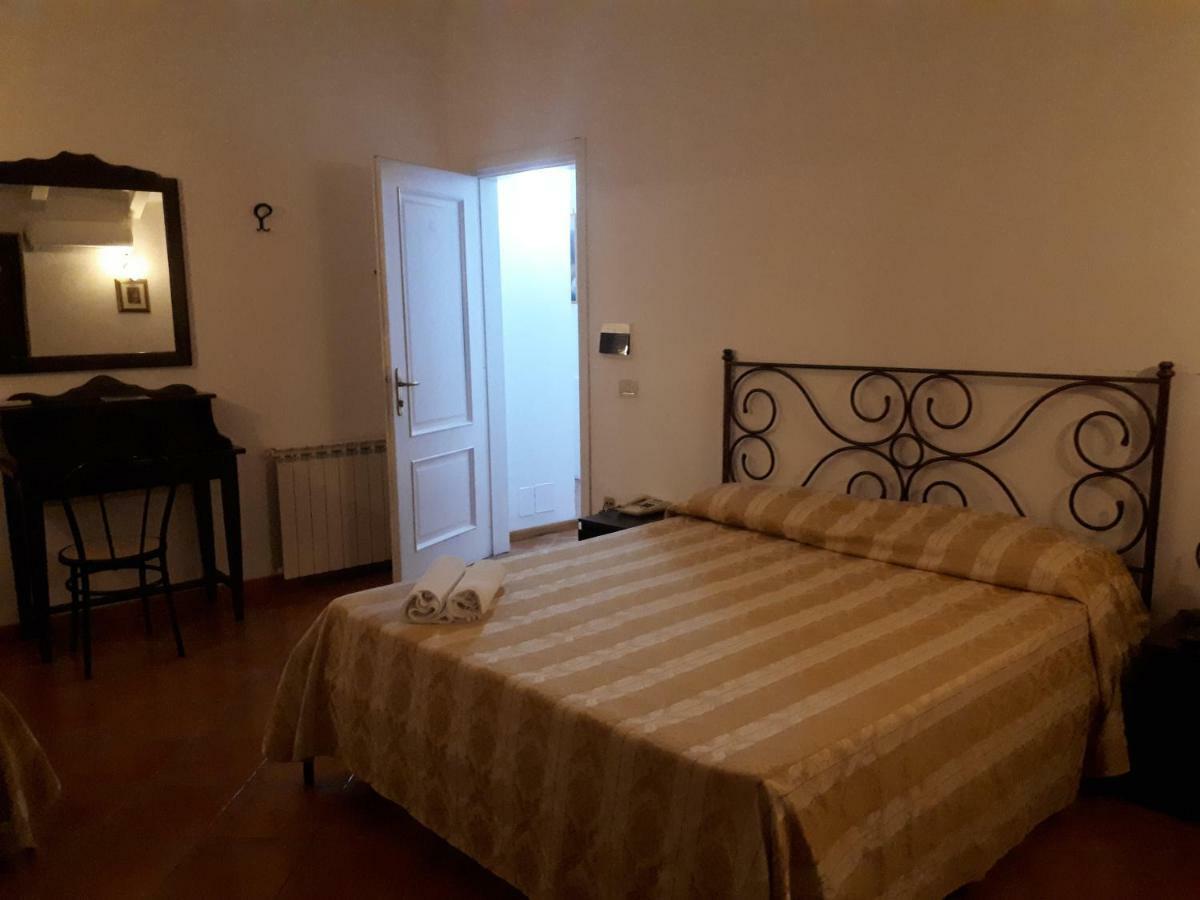 Hotel La Perla 韦兰迈尔 外观 照片
