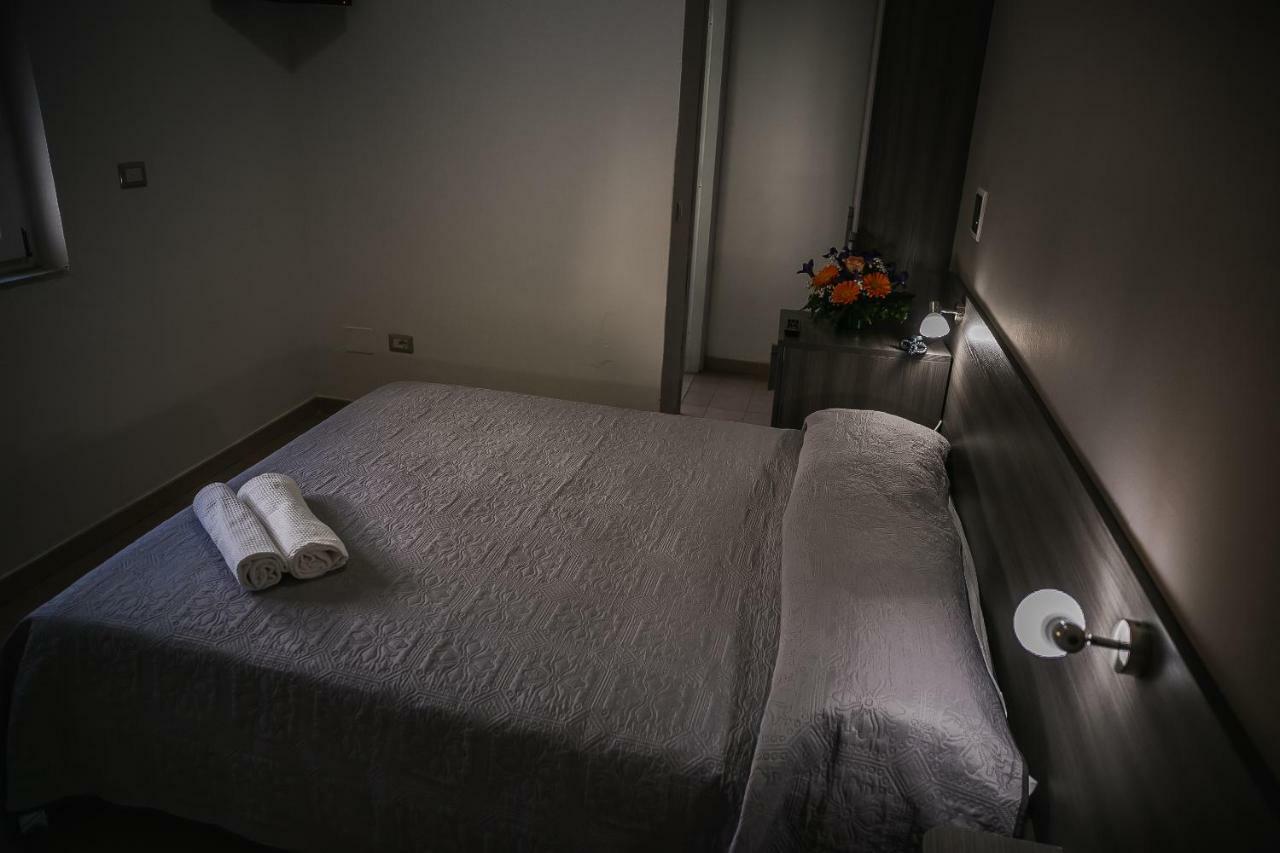 Hotel La Perla 韦兰迈尔 外观 照片
